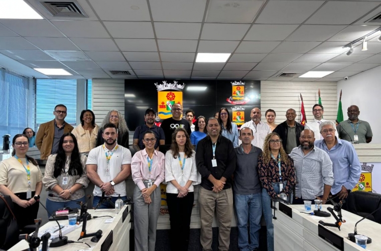 C&acirc;mara de Carapicu&iacute;ba se re&uacute;ne com Sabesp