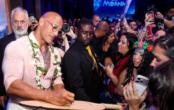 Dwayne Johnson encanta o Rio de Janeiro com evento de 'Moana' na Ilha Fiscal