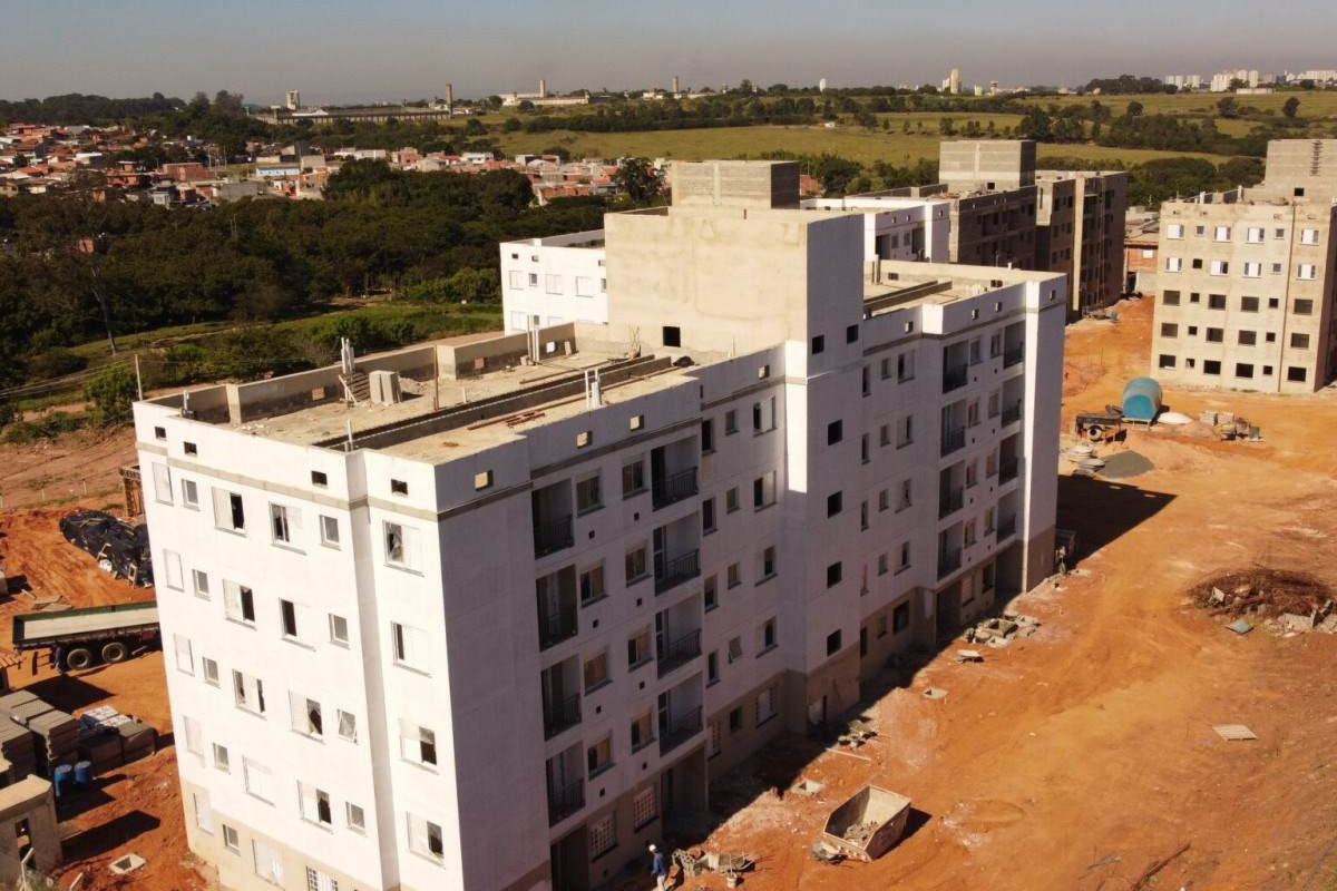 Hortol&acirc;ndia doa terreno para habita&ccedil;&otilde;es populares