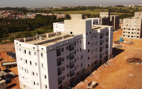 Hortol&acirc;ndia doa terreno para habita&ccedil;&otilde;es populares