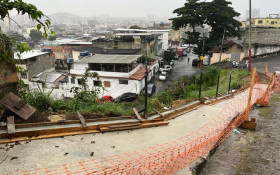 Prefeitura do Rio avan&ccedil;a com obras de infraestrutura urbana no Morro do Adeus