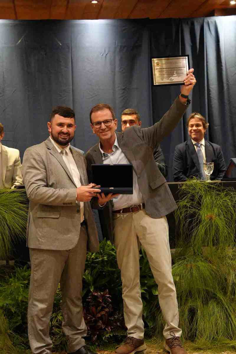 Em Teres&oacute;polis recebeu t&iacute;tulo