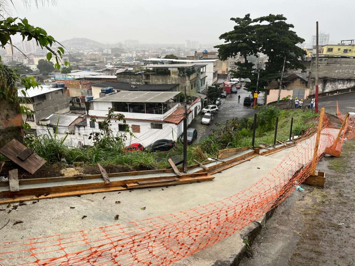 Prefeitura do Rio avan&ccedil;a com obras de infraestrutura urbana no Morro do Adeus