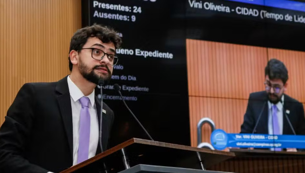 Comiss&atilde;o Processante marca depoimento de Vini para 4 de agosto