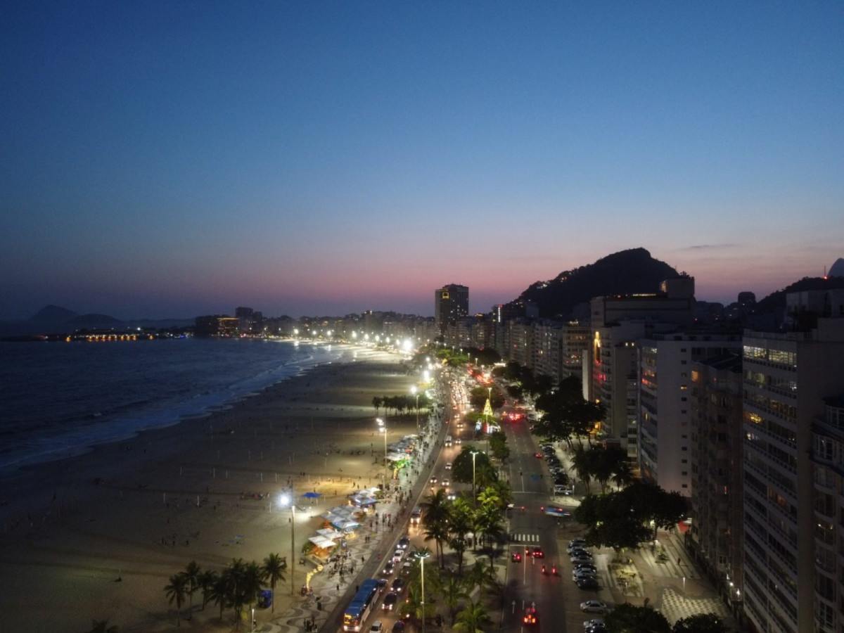 Rio alcan&ccedil;a 525 mil pontos de ilumina&ccedil;&atilde;o modernizados com LED