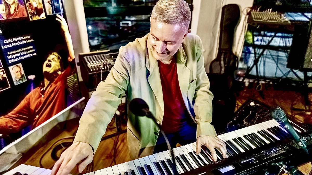 40 anos de carreira e muito f&ocirc;lego