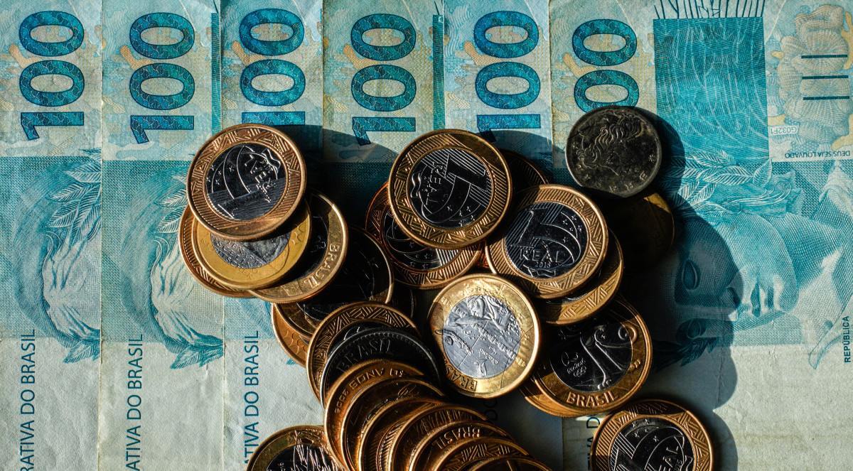 Juros do Fies incidir&atilde;o durante per&iacute;odo de car&ecirc;ncia