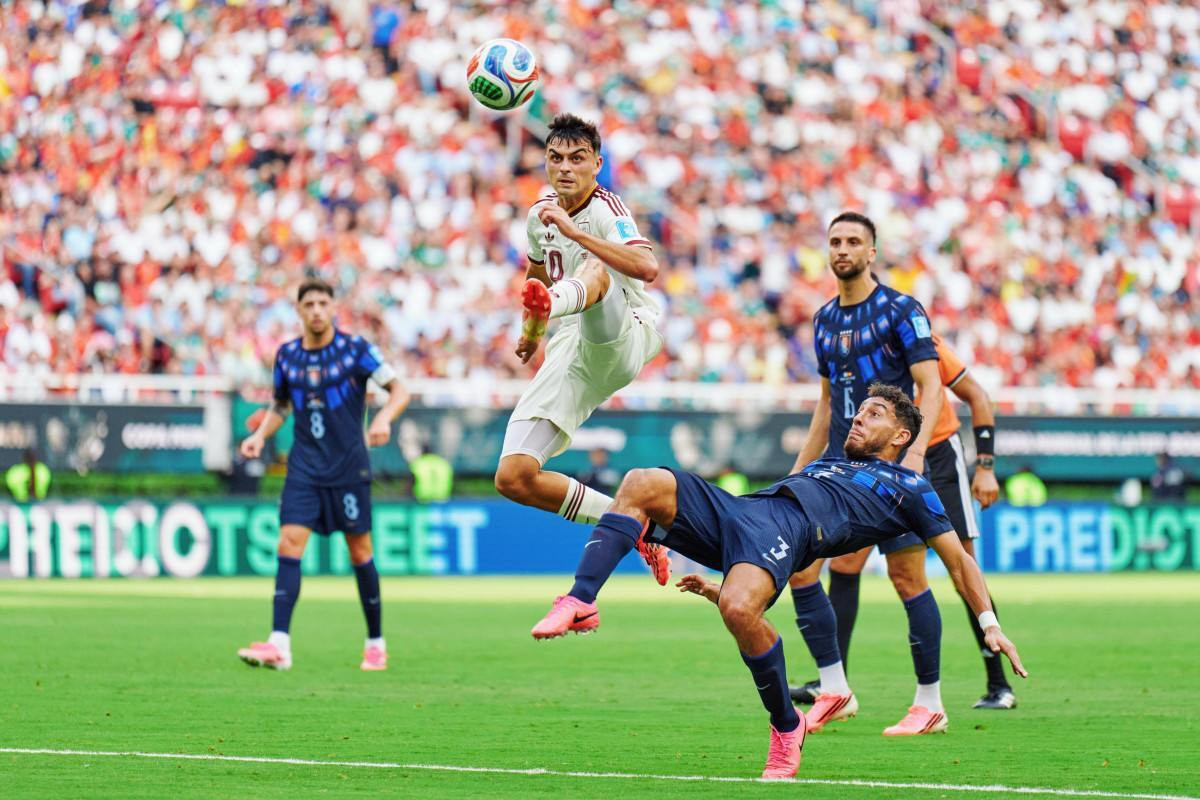FIFA define os uniformes para Inglaterra x Argentina