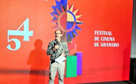 Gramado homenageia Andrea Beltr&atilde;o e Renata Almeida Magalh&atilde;es