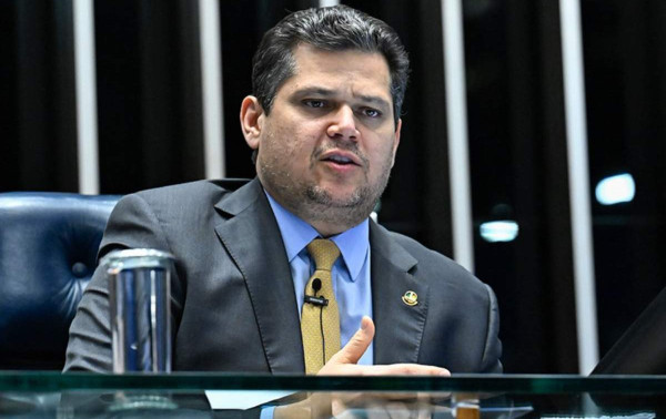 Senado aprova pauta-bomba com impacto de R$ 27 bilh&otilde;es para o governo