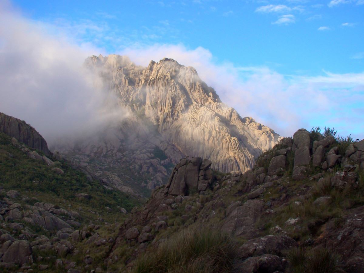 Frio no Parque do Itatiaia bate recorde do pa&iacute;s em 2026