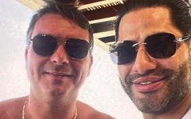 Fl&aacute;vio Bolsonaro nega conhecer aliado de Vorcaro em foto com senador