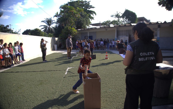 Nossa Escola Recicla leva educa&ccedil;&atilde;o ambiental &agrave;s escolas de Nova Igua&ccedil;u