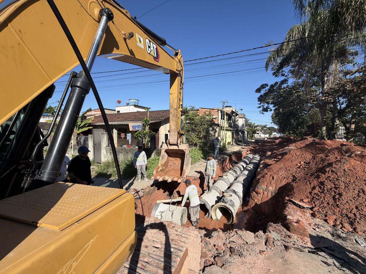 Prefeitura investe R$ 15 milh&otilde;es em obras de infraestrutura na Morada do Bracu&iacute;