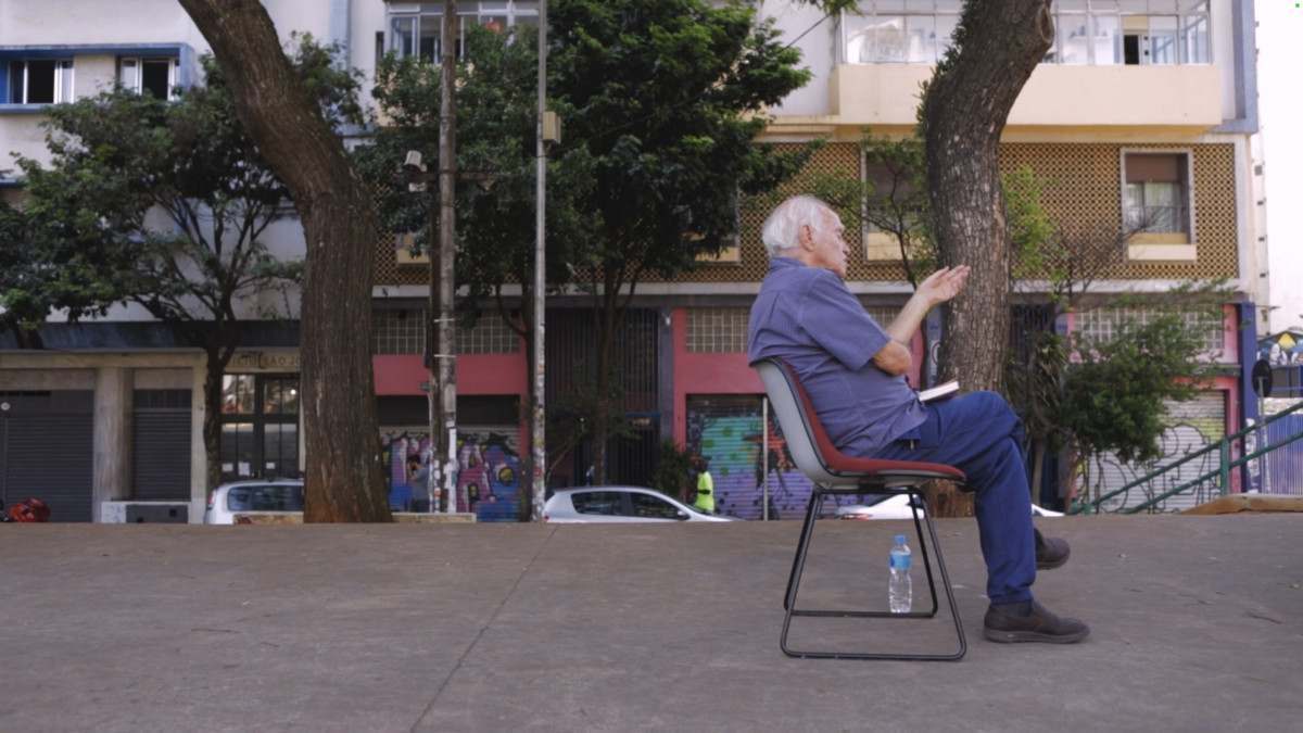 Ign&aacute;cio de Loyola Brand&atilde;o ganha document&aacute;rio dirigido pelo filho