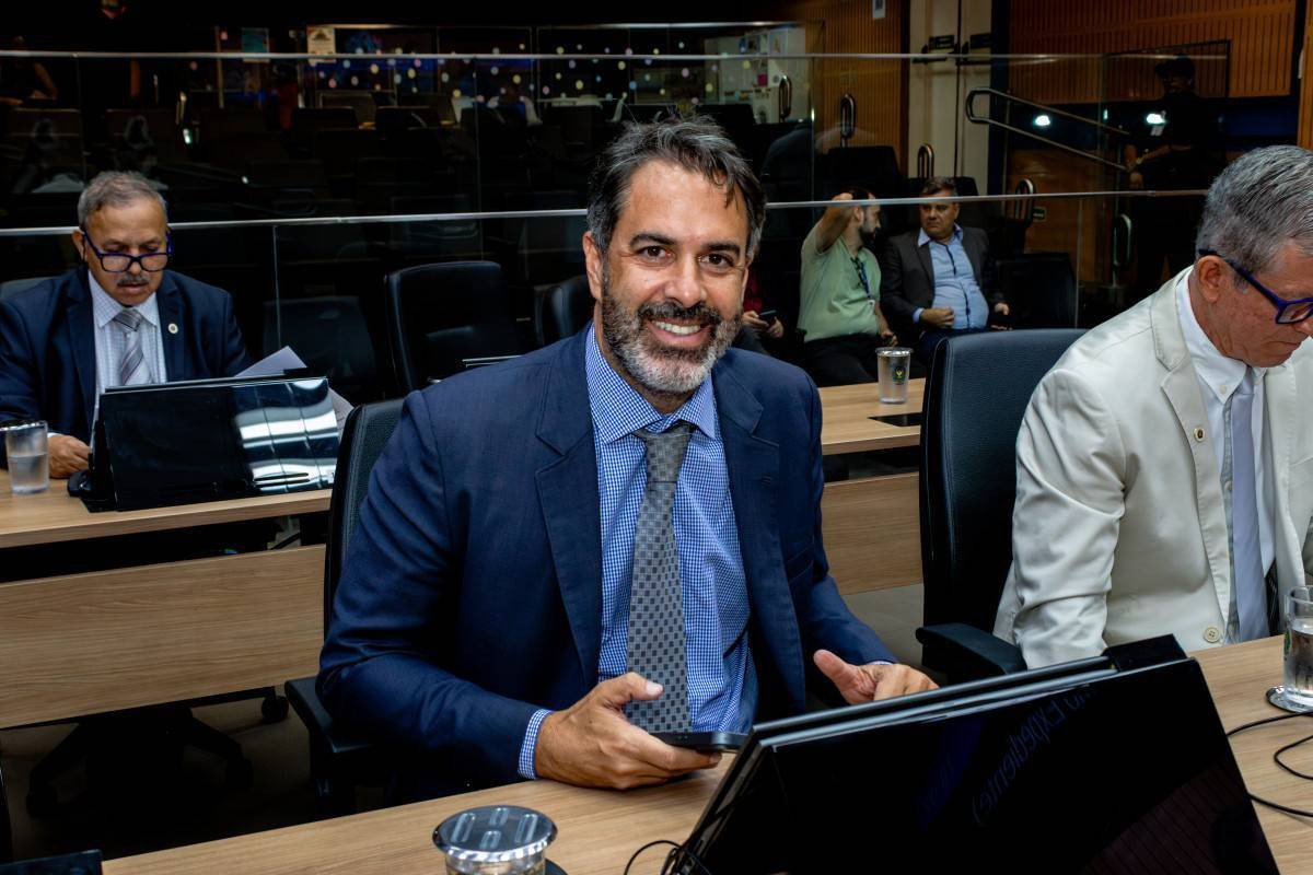 Hossri diz que Brasil &eacute; narcoestado e defende queda da esquerda