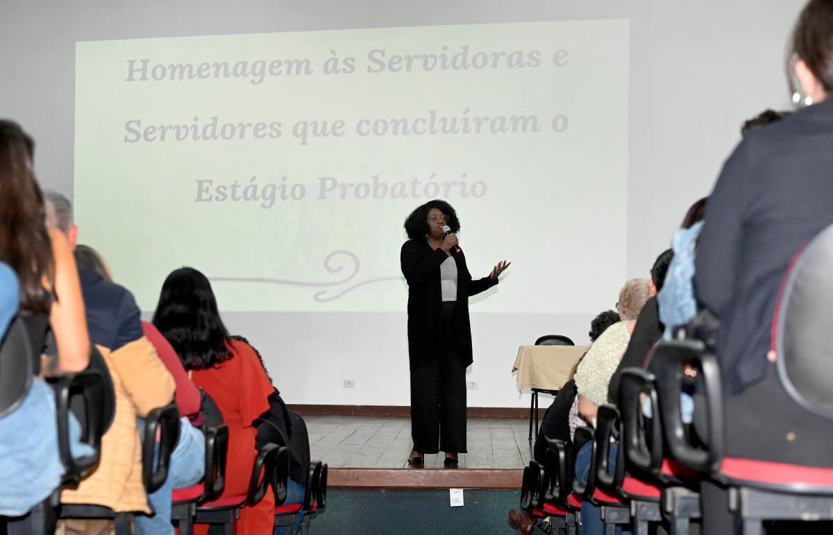 Secret&aacute;ria de Campinas palestra sobre inova&ccedil;&atilde;o no setor p&uacute;blico em semin&aacute;rio