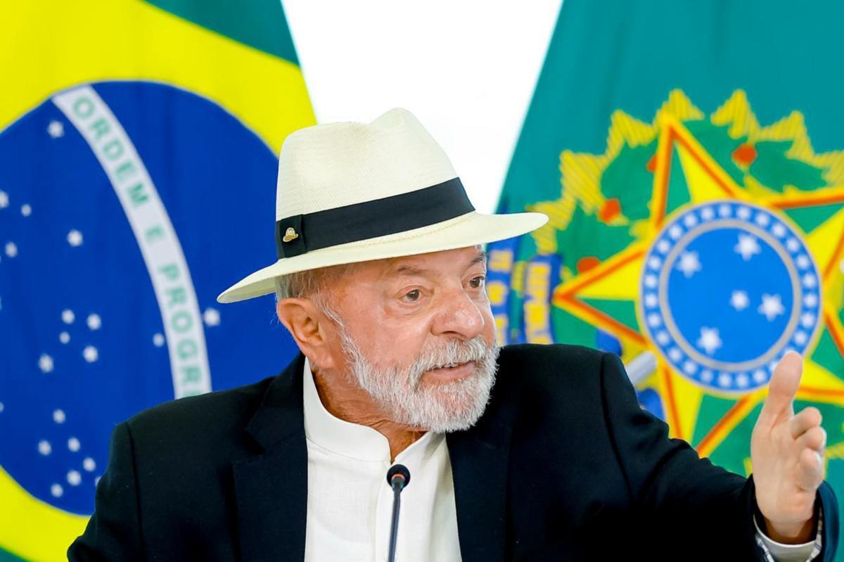Lula espera posi&ccedil;&atilde;o de Trump sobre tarifa: "N&atilde;o vai enganar o Brasil"