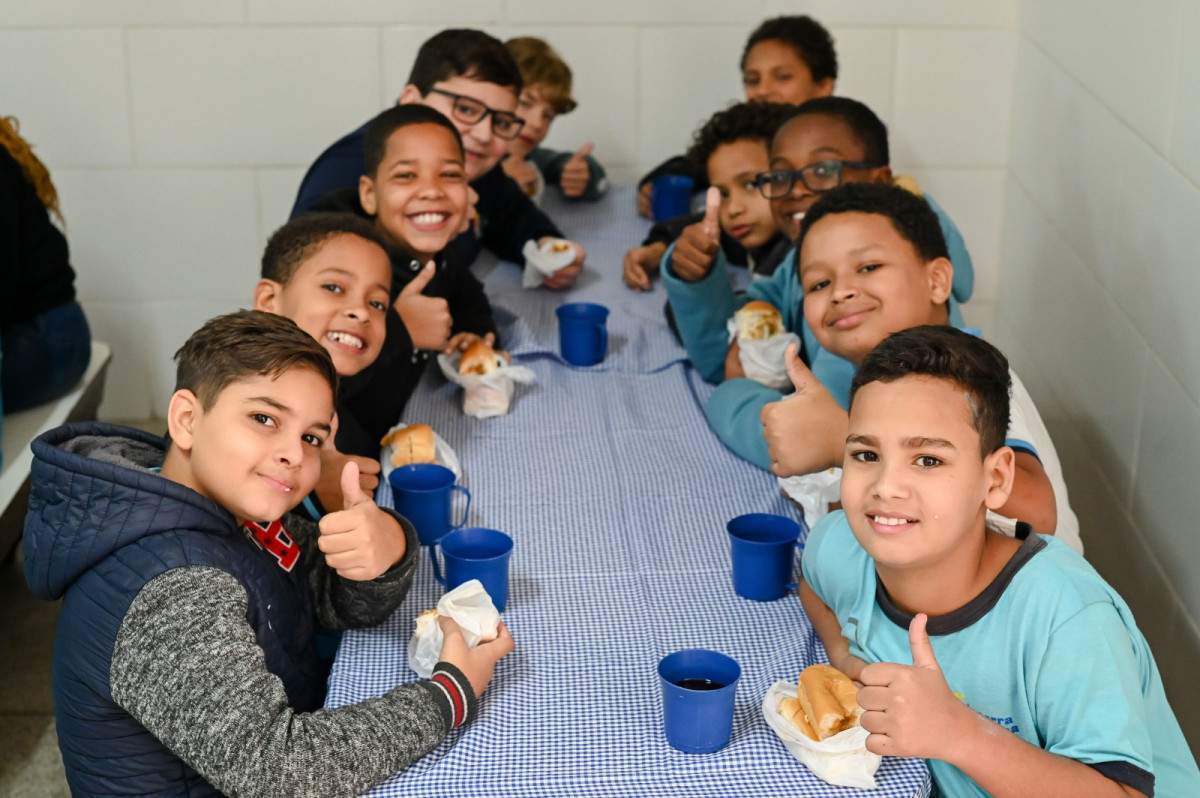 Barra Mansa oferece card&aacute;pio especial antes de recesso escolar