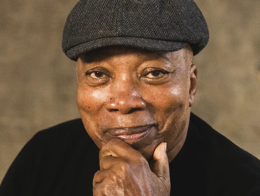 Milton Nascimento &eacute; internado para tratamento de pneumonia
