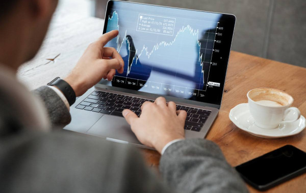 Como &eacute; a PLR na pr&aacute;tica
