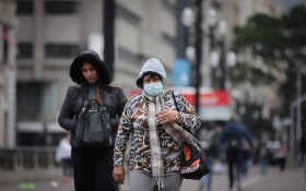 Pesquisa do Procon-SP mostra que 25% se endividam com gastos de inverno