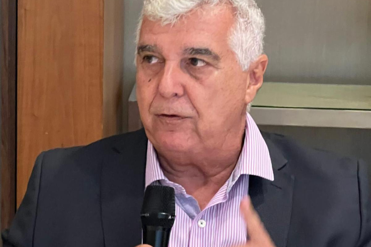Hot&eacute;isRio cobra mais rigor no ordenamento da orla carioca