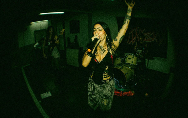 Educa&ccedil;&atilde;o punk: coletivo R.U.A. Crew faz edi&ccedil;&atilde;o gratuita em escola de V. Redonda