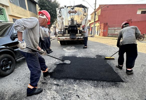Guarulhos reparou 10,8 mil buracos em avenidas no semestre