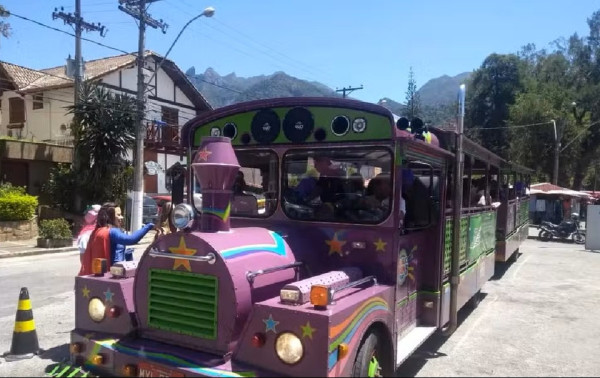 Teres&oacute;polis publica chamamento para trenzinhos tur&iacute;sticos