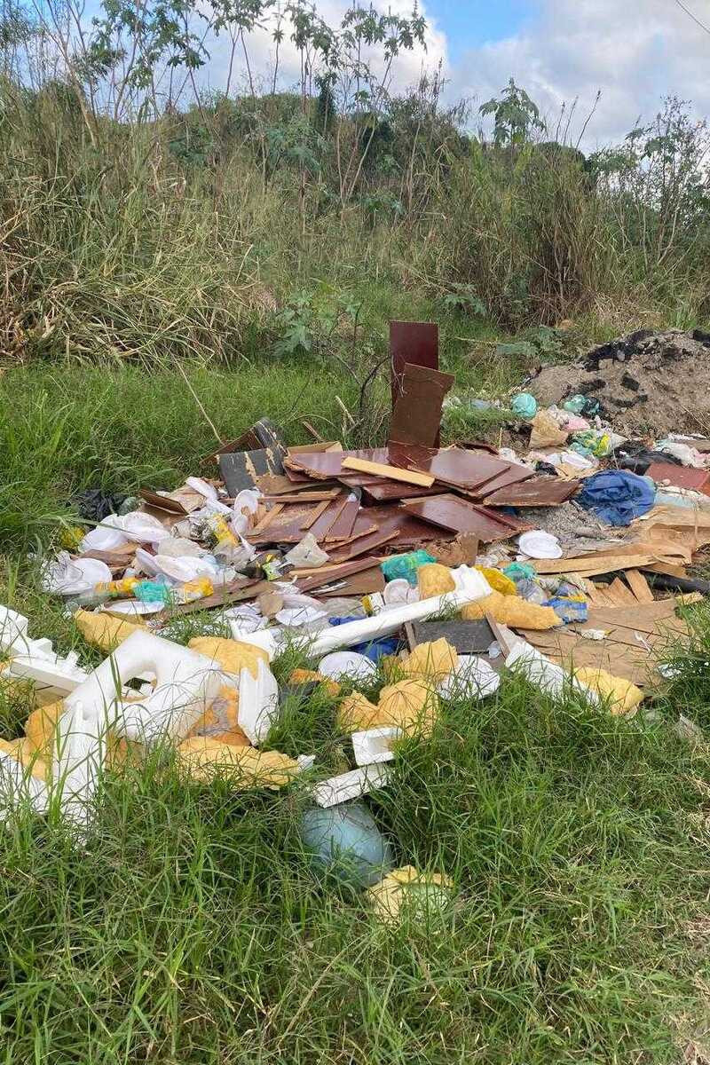 Descarte indevido de lixo preocupa moradores de Vassouras