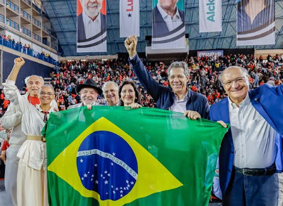 PT repete estrat&eacute;gia de 2022 ao lan&ccedil;ar Haddad em Campinas