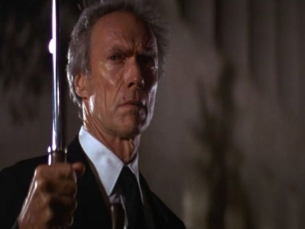 Madrugada de poder com Clint Eastwood na Globo