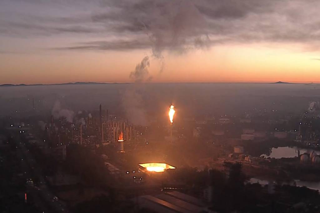 Queda de energia aciona flare em polo petroqu&iacute;mico de Mau&aacute;