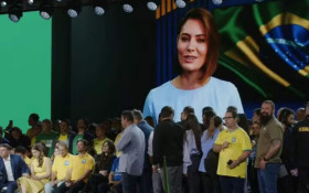 PL quer Michelle e Fl&aacute;vio Bolsonaro juntos na conven&ccedil;&atilde;o do DF