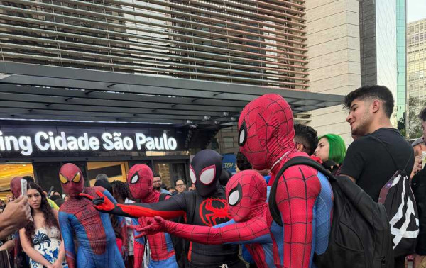 Novo 'Homem-Aranha'chega aos cinemas com a&ccedil;&otilde;es especiais no Brasil