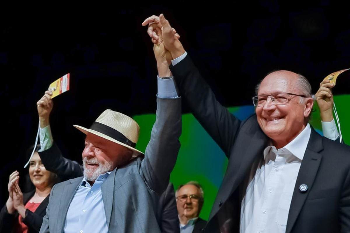 Alckmin &eacute; oficializado vice de Lula na conven&ccedil;&atilde;o do PSB