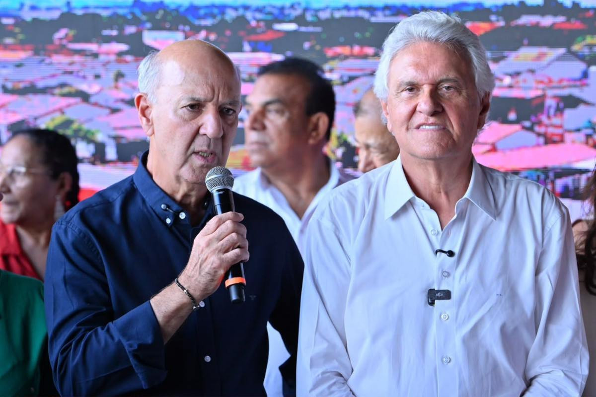 "Est&atilde;o empurrando com a barriga para deixar o BRB quebrar", diz Arruda