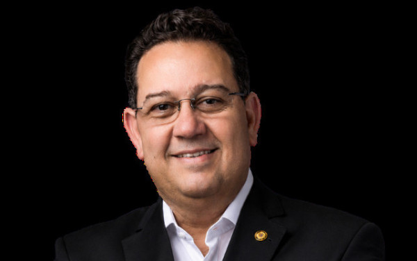 Marcos Dias aposta em campanha silenciosa e busca repetir estrat&eacute;gia que levou Arolde ao Senado.
