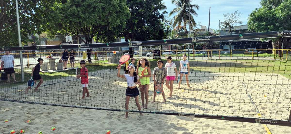 Prefeitura oferecer&aacute; mais aulas gratuitas de Beach Tennis