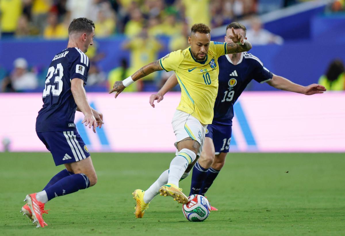 Neymar confirma aposentadoria da Sele&ccedil;&atilde;o Brasileira