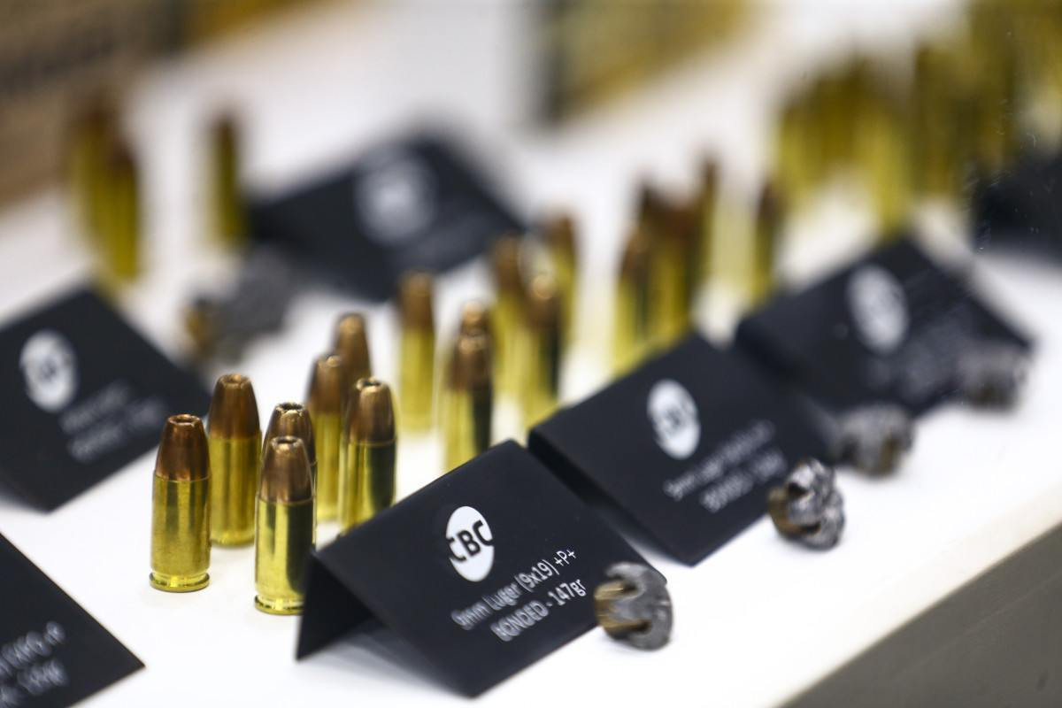 Responsabilidade pela viol&ecirc;ncia armada
