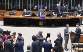 Congresso volta com 87 vetos travando a pauta