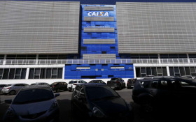 Bolsa Fam&iacute;lia pago a benefici&aacute;rios com NIS de final 9