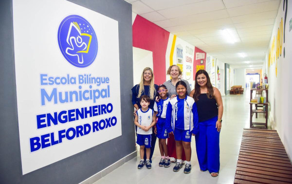 Aulas de imers&atilde;o t&ecirc;m in&iacute;cio na Escola Bil&iacute;ngue de Belford Roxo