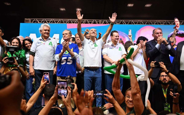 Jos&eacute; Roberto Arruda diz confiar que estar&aacute; eleg&iacute;vel