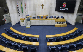 C&acirc;mara de SP retoma sess&otilde;es do segundo semestre