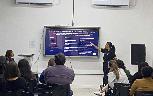 Campos promove debate ao ass&eacute;dio e riscos psicossociais no ambiente de trabalho