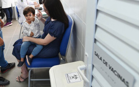 Sa&uacute;de inclui segunda dose de refor&ccedil;o da vacina contra a p&oacute;lio no calend&aacute;rio de rotina, aos 4 anos