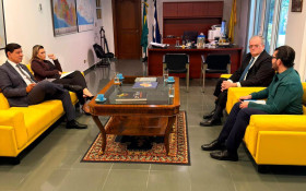 Deputado da Alerj visita El Salvador para debater sobre combate ao crime